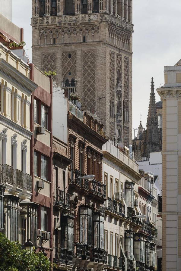 Puerta Catedral Holiday Suites Sewilla Zewnętrze zdjęcie