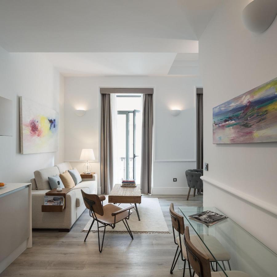 Puerta Catedral Holiday Suites Sewilla Zewnętrze zdjęcie