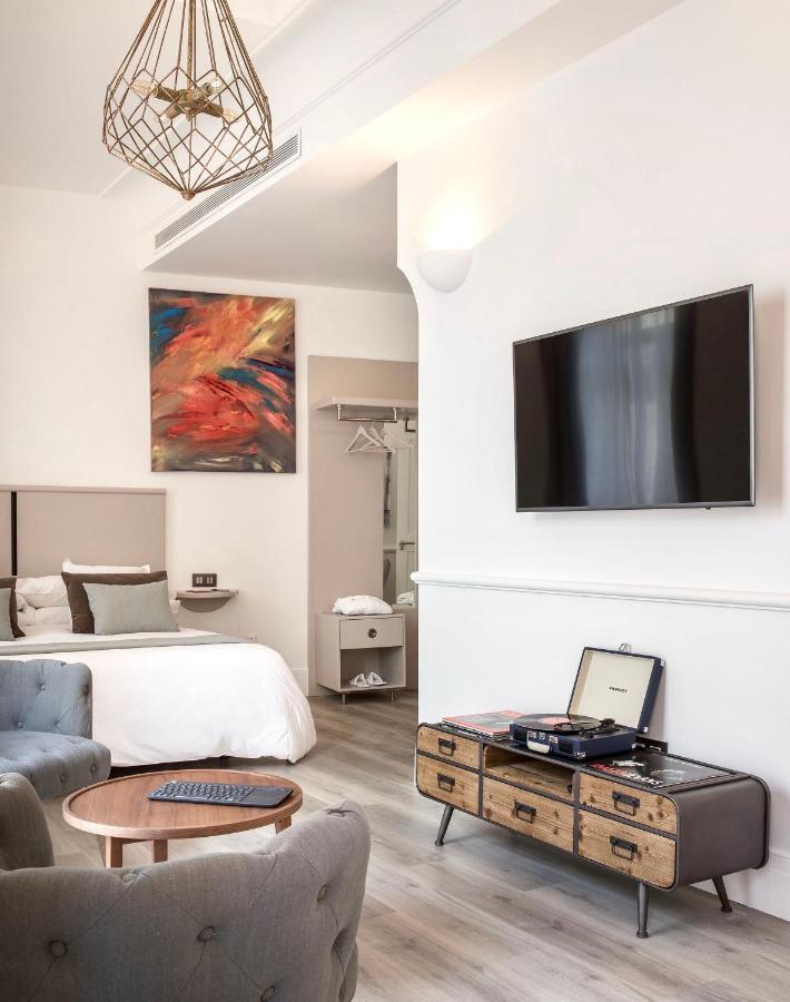 Puerta Catedral Holiday Suites Sewilla Zewnętrze zdjęcie
